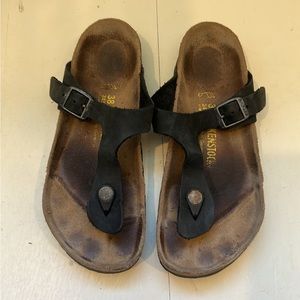 Birkenstock Gizeh sandal in black